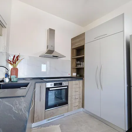 Cosy 1 Bd Penthouse In Bugibba - Corner Terrace With Sea Views * St. Paul's Bay